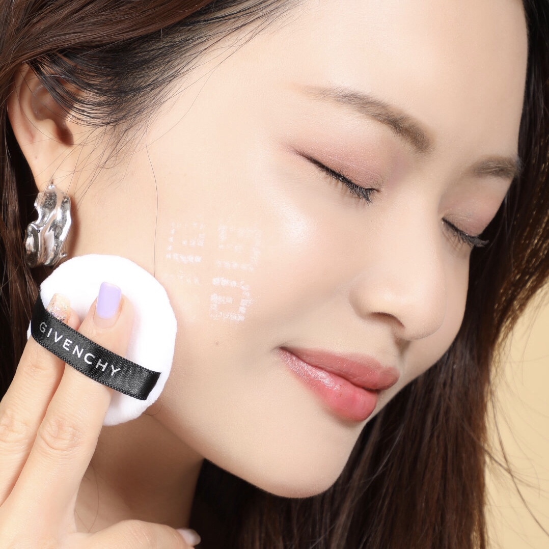 卡粉起皮斑驳以后怎么补救,卡粉起皮什么都没带该怎么办