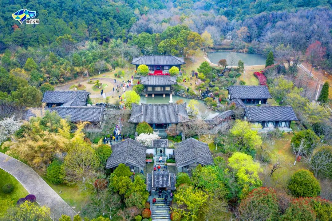 “海上小丽江”!这小城承包了海岛最美春色