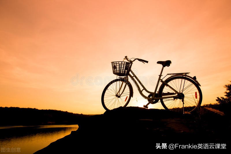 中考英语阅读自行车,自行车的好处和安全英语作文