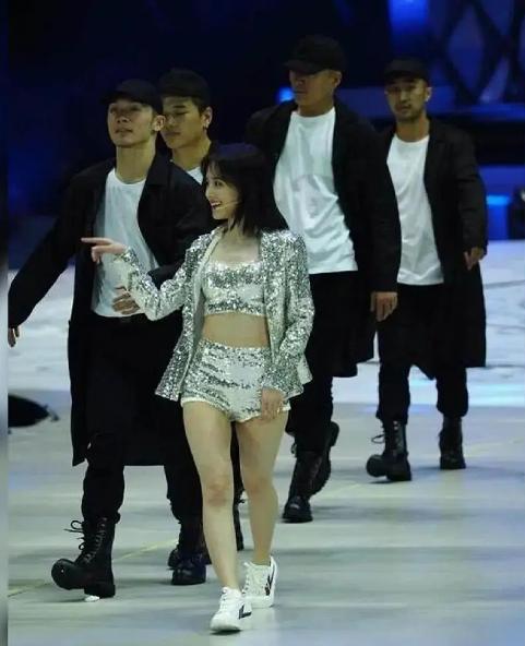 演员王子文真实身高是多少,王子文身高150是真的吗