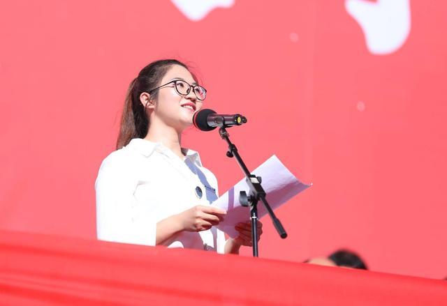 委培师范生和普通师范生哪个更好,委培师范和公费师范优缺点