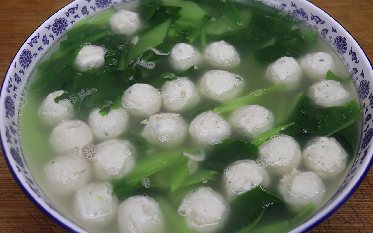 鸡肉丸子汤减脂吃多了,丸子汤晚餐