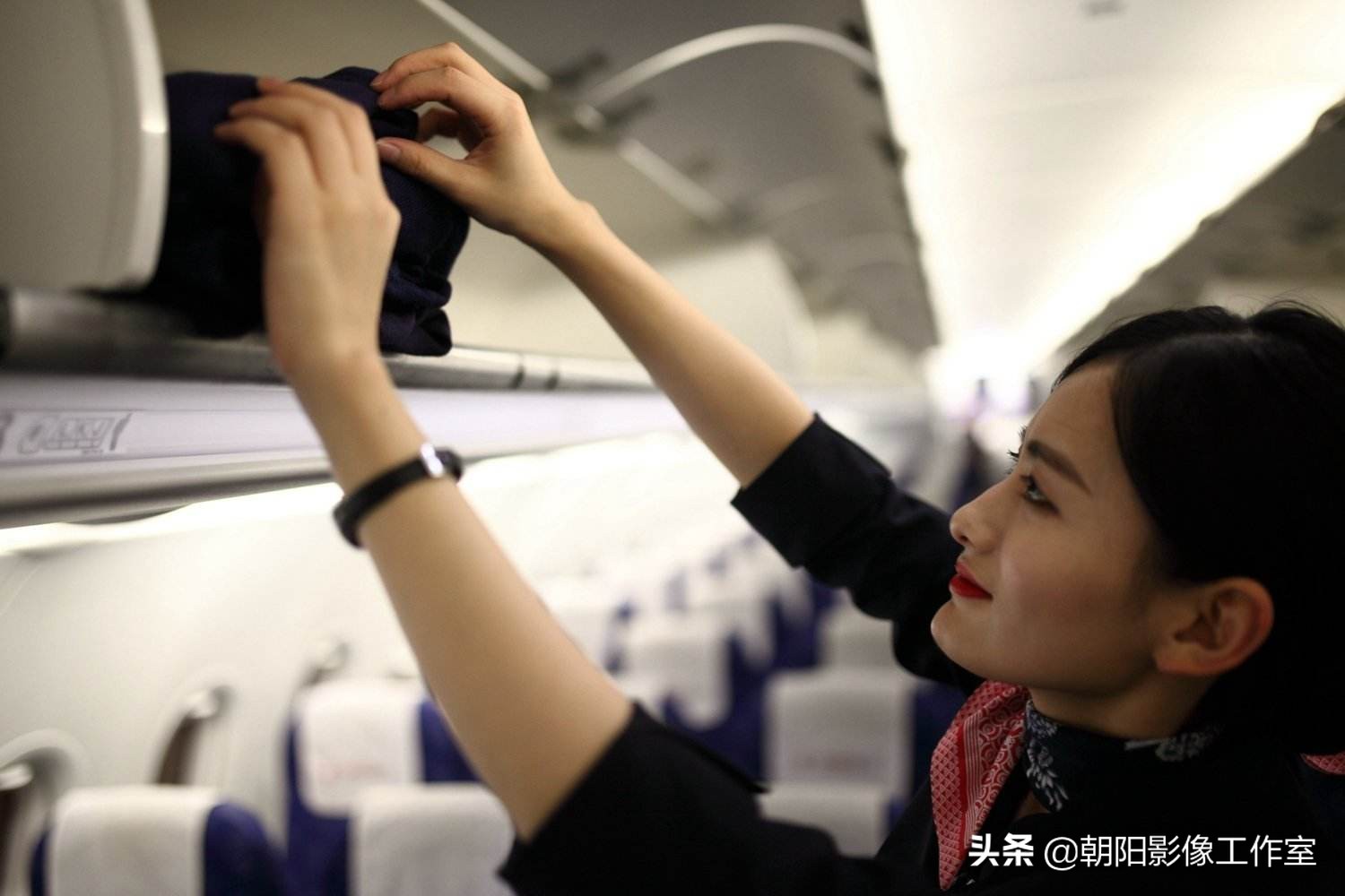 鐤儏鏈熼棿鍏抽棴鍥介檯鑸彮,鍥犱负鐤儏鍙栨秷鍥介檯鑸彮