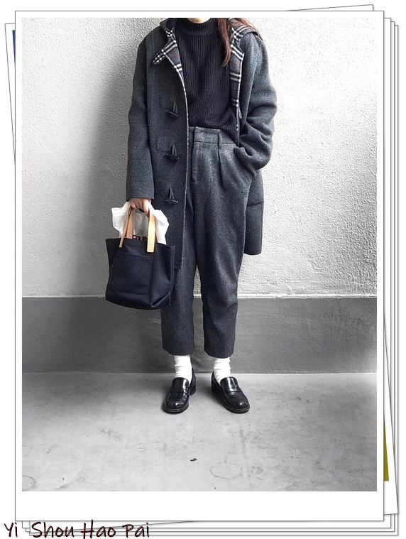 冬季黑白灰穿什么颜色好看,黑白灰的颜色搭配图片