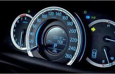 新手不敢晚上开车,第一次夜间开车技巧新手必看