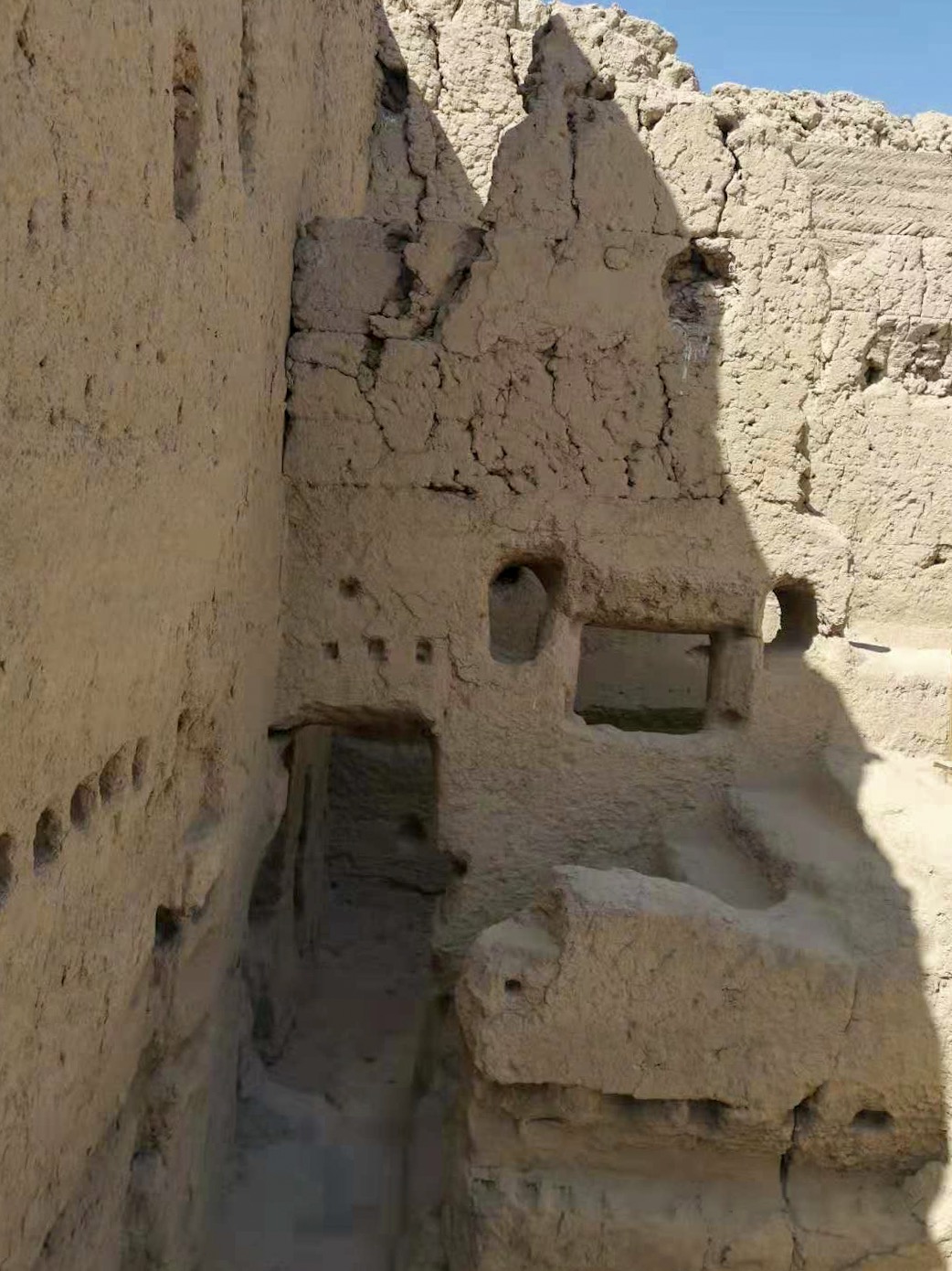 60岁以上游新疆免门票吗,退休老头独自去新疆旅游攻略