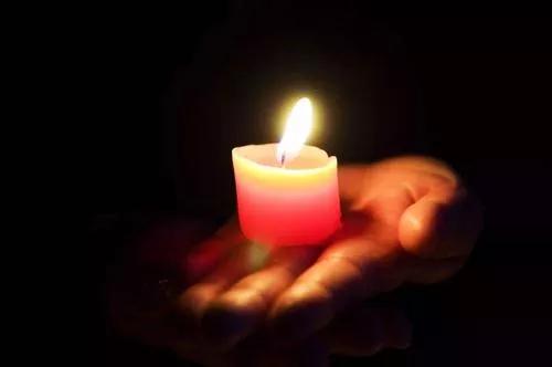 想念逝去的外婆,想念已逝去外婆的三周年文案