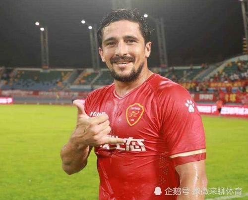 31岁还有机会进国家足球队踢球吗,30岁的后卫首次入选国家队
