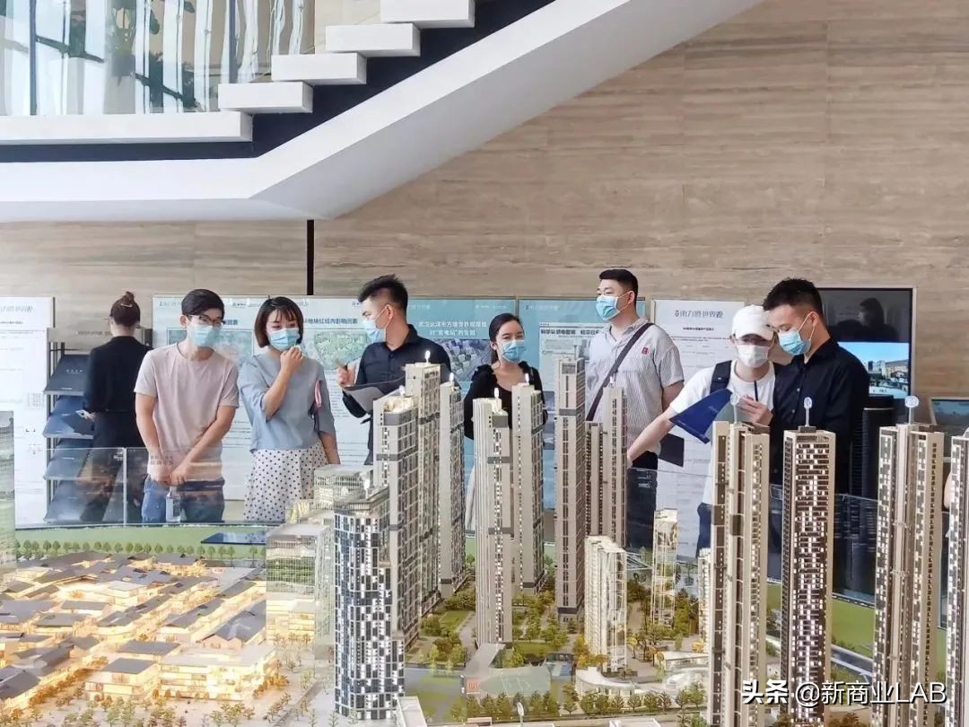 武汉三足鼎立的钟家村商圈,汉阳王家湾和钟家村商圈