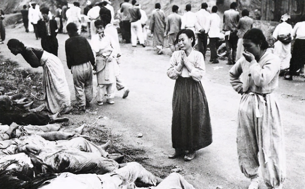 1950年韩军惨剧，因官员贪污导致9万士兵冻饿而死