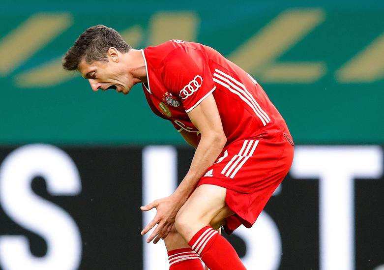 梅西七次金球奖c罗回应,金球奖得主对梅西和c罗的评价