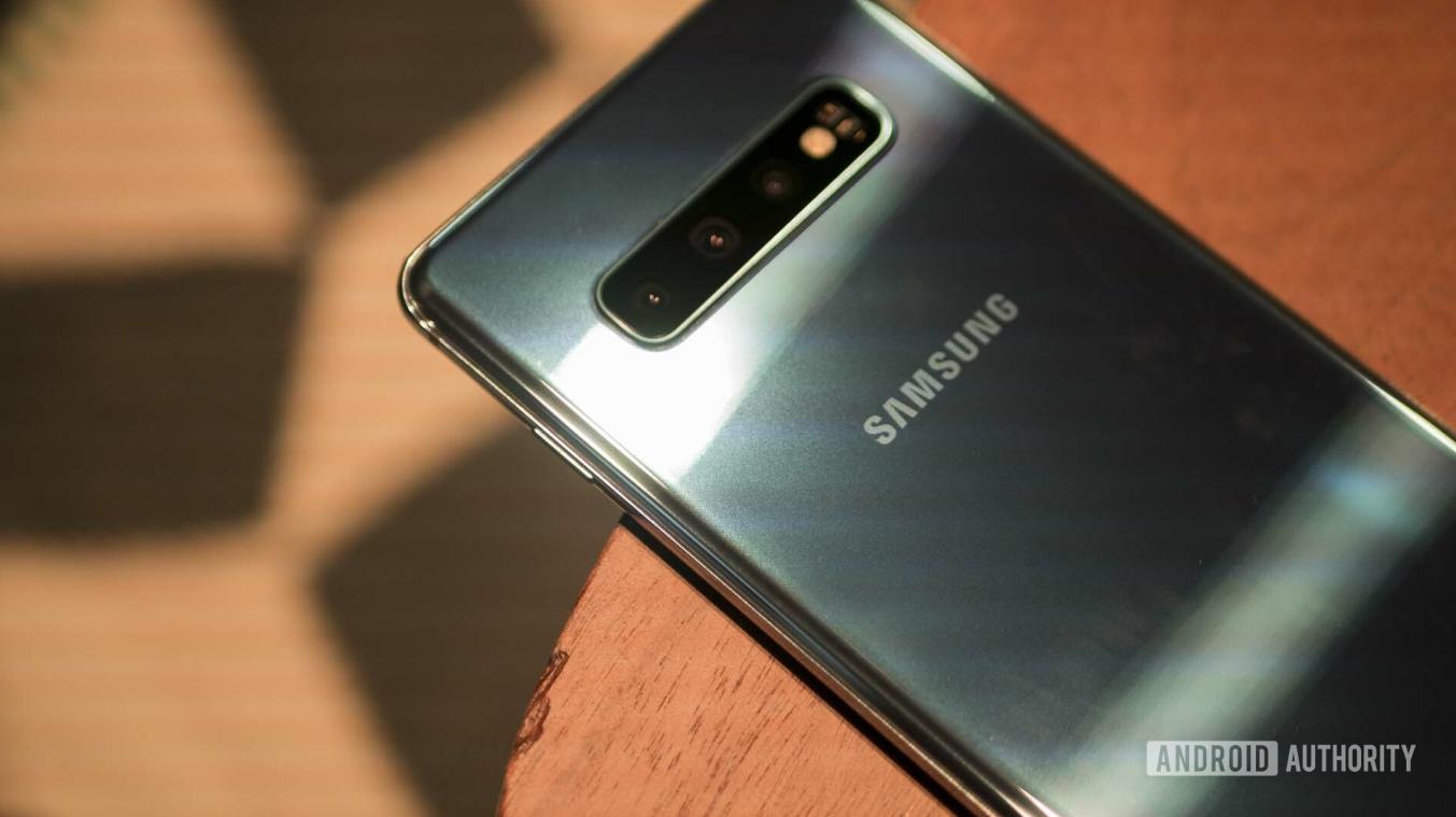 18日数码精选：为什么MacBook没有游戏本？苹果决策失误，少赚的钱让库克后悔