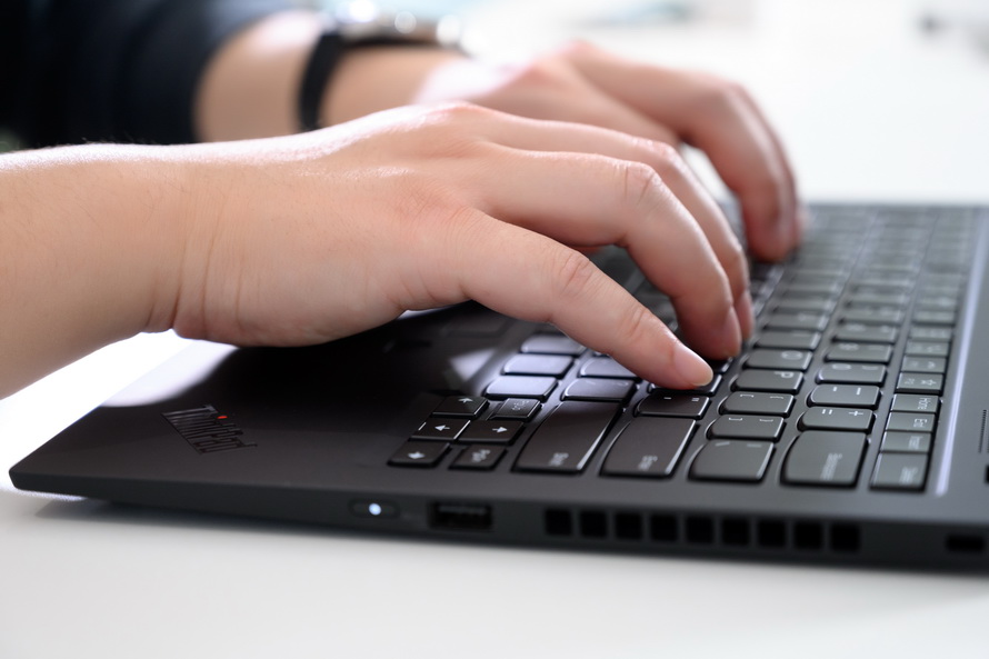 thinkpadt14和x1carbon怎么选,thinkpadx1carbon20203