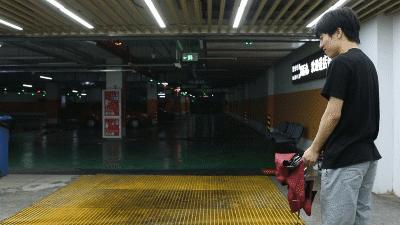 能抗台风的户外伞,抗风8级阳光伞