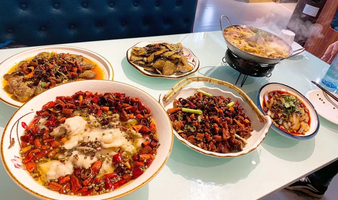 鞍山铁东川菜水煮鱼,双山好吃的川菜馆