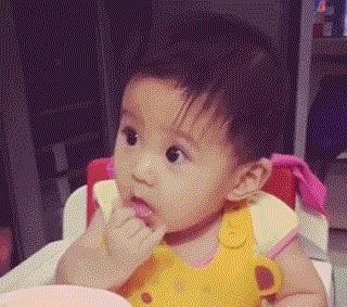 指甲上有白点是缺钙还是缺锌,指甲上有白点是身体有寄生虫吗