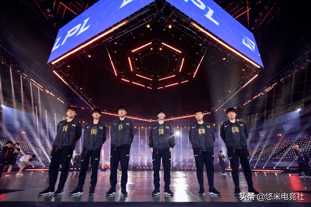 rng的欢呼雀跃,rng冰岛夺冠全过程