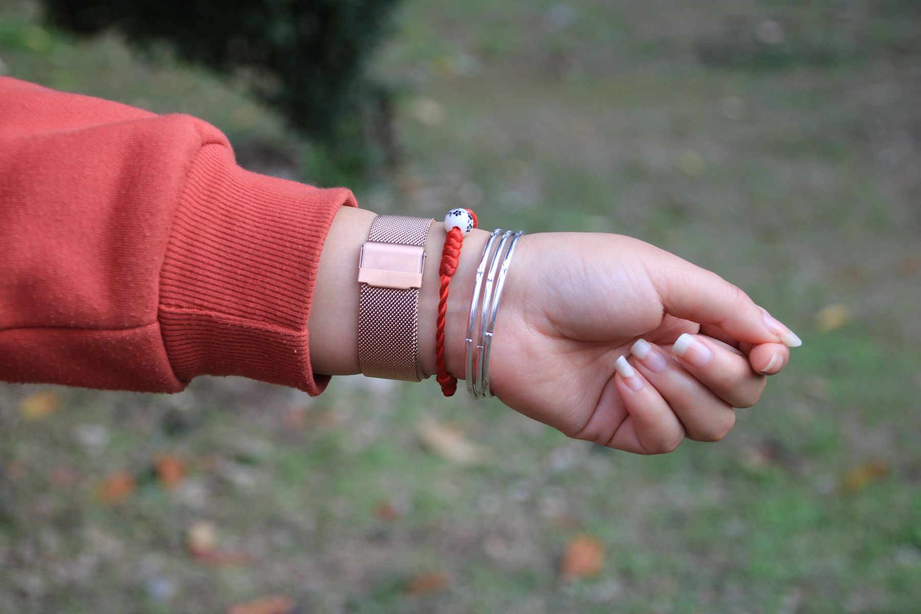 鐧惧厓灏忕背鎵嬭〃,灏忕背鎵嬭〃鐧惧厓