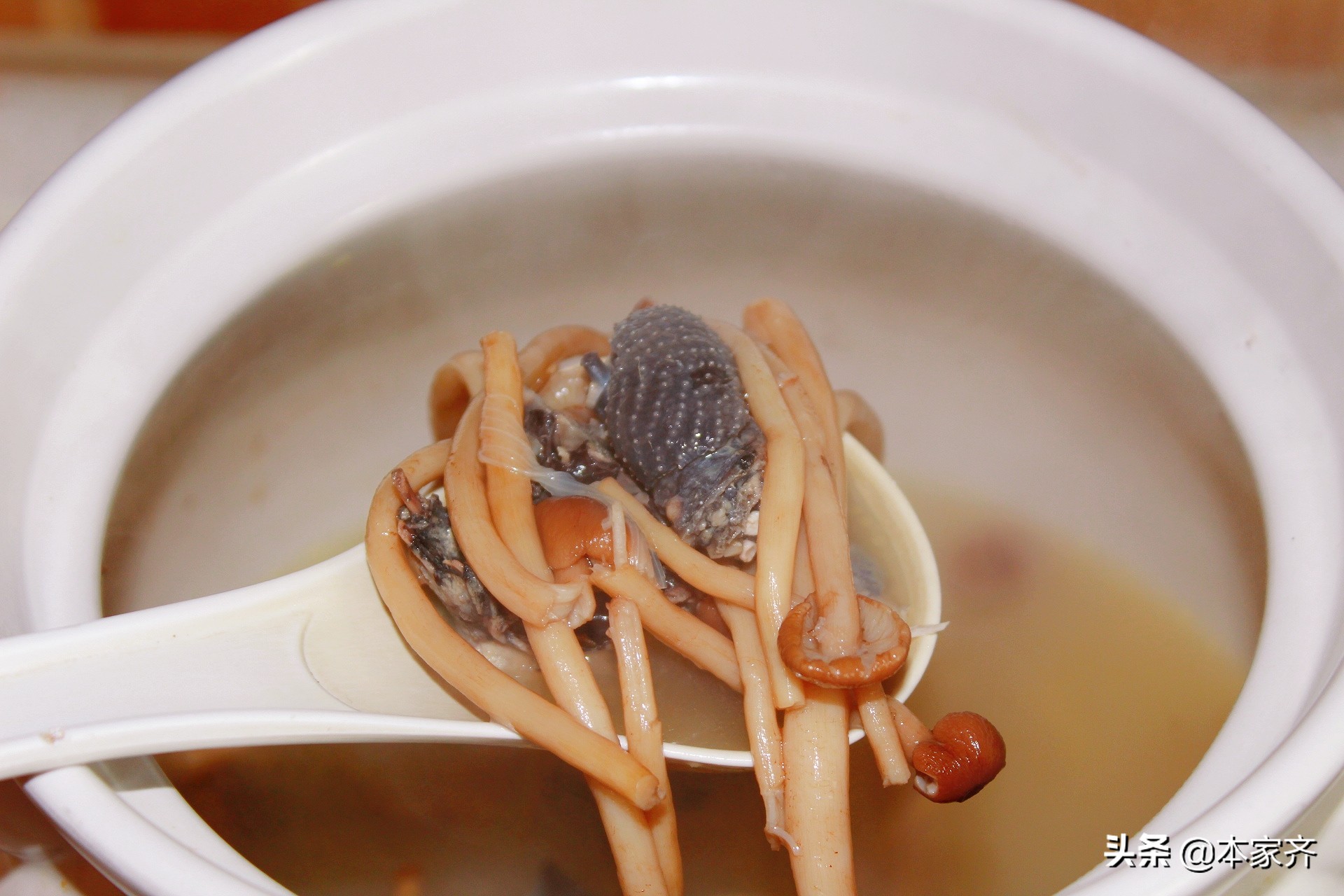 孕期养胎的12款营养汤,孕期喝的汤做法大全