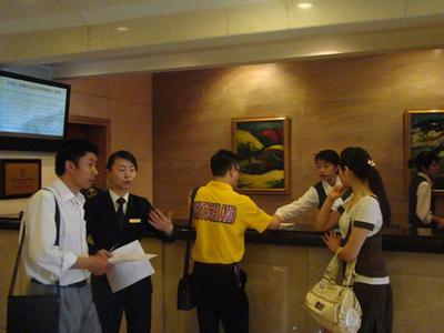 女方在酒店出嫁准备几套衣服,新娘从酒店出嫁流程讲究