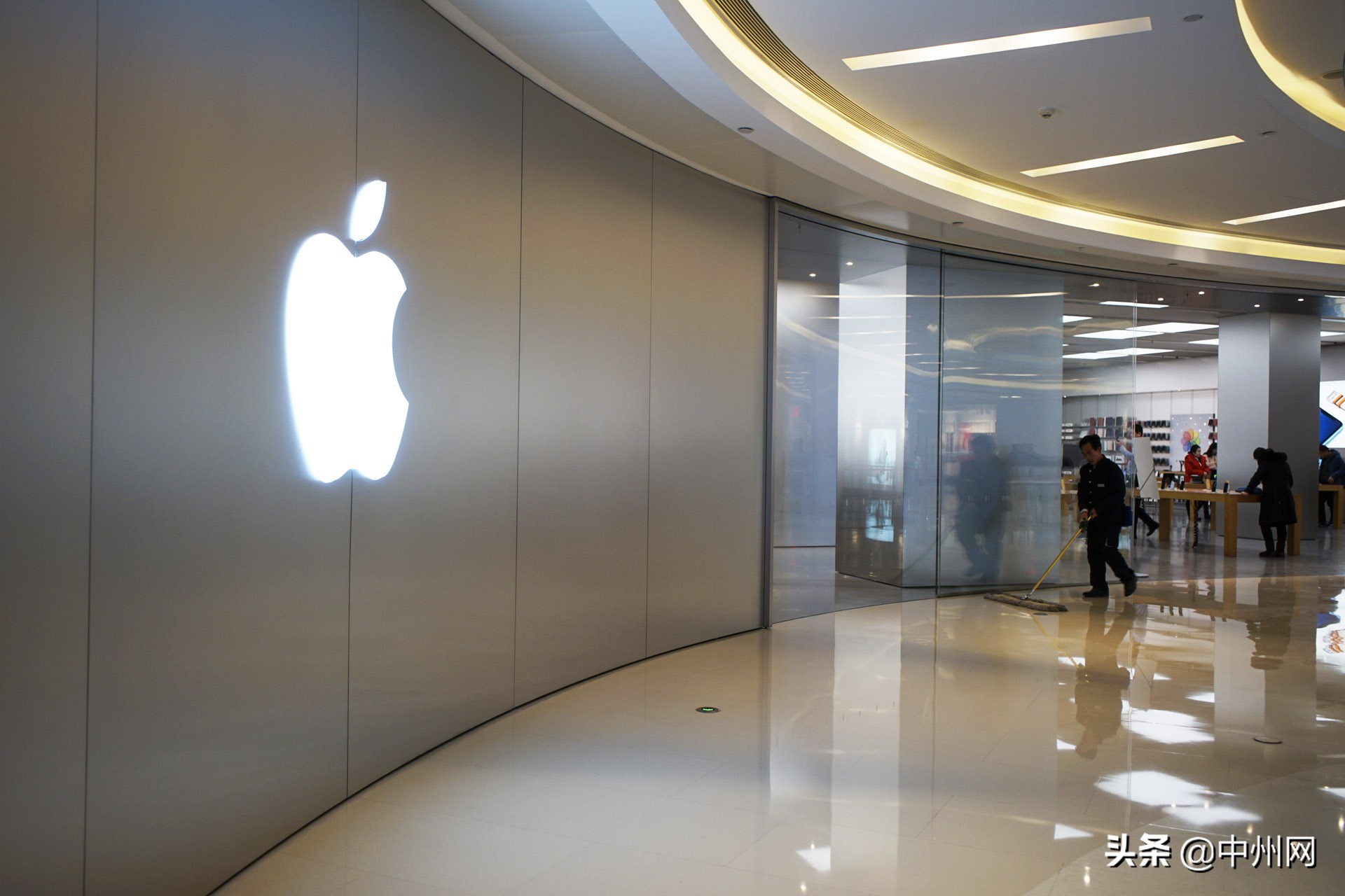 郑州大卫城好玩还是正弘城好玩,郑州万象城和大卫城的区别