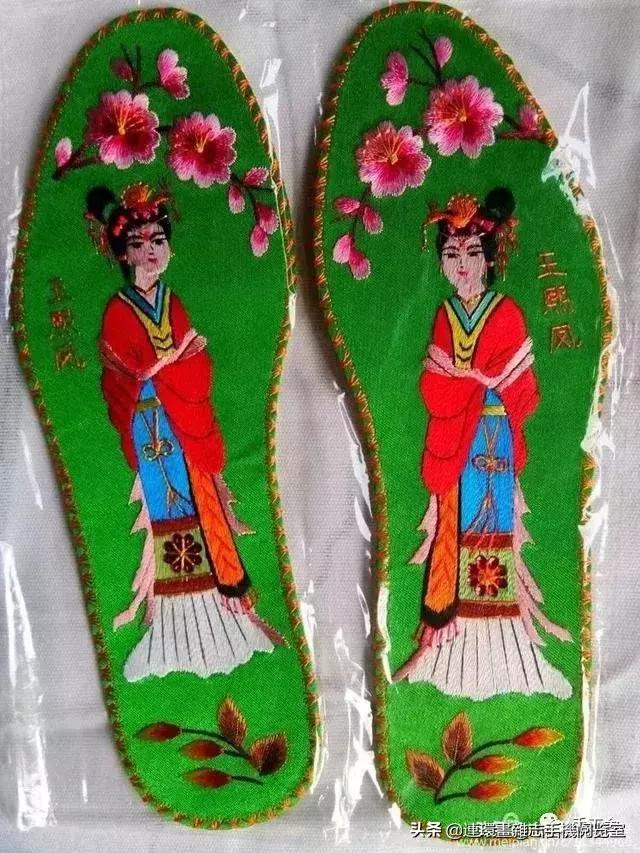 鞋垫绣花制作教程全过程,陕北民间纯手工鞋垫绣花