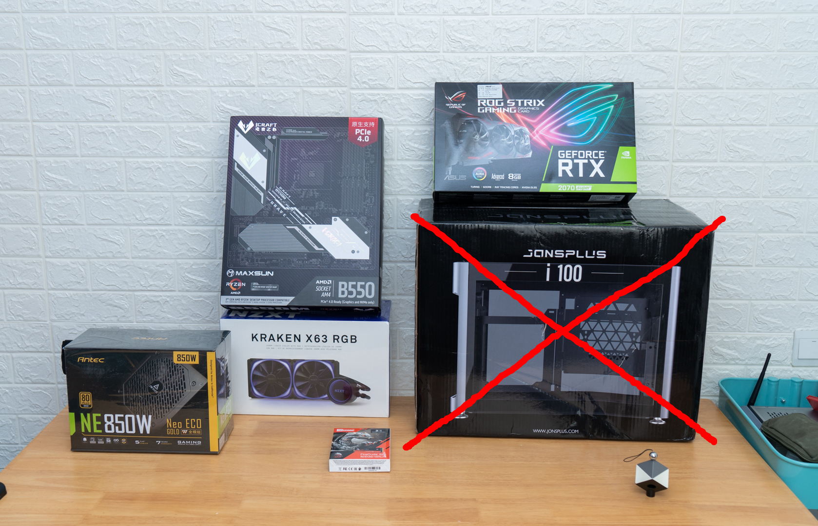 有没有显卡无所谓，游戏、剪辑全搞定，4月份电脑装机单分享