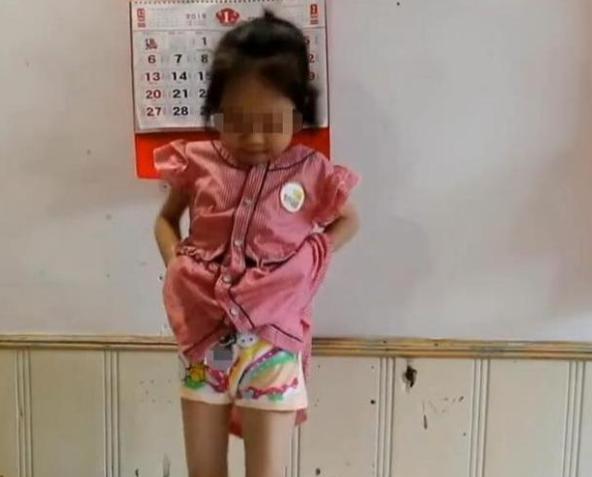 三岁孩子夜里还穿纸尿裤,4岁孩子夜里穿纸尿裤