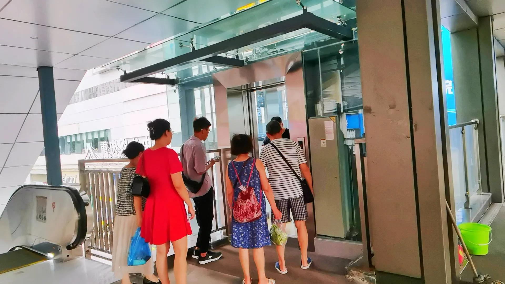 人行天桥现电梯,人行天桥观光电梯