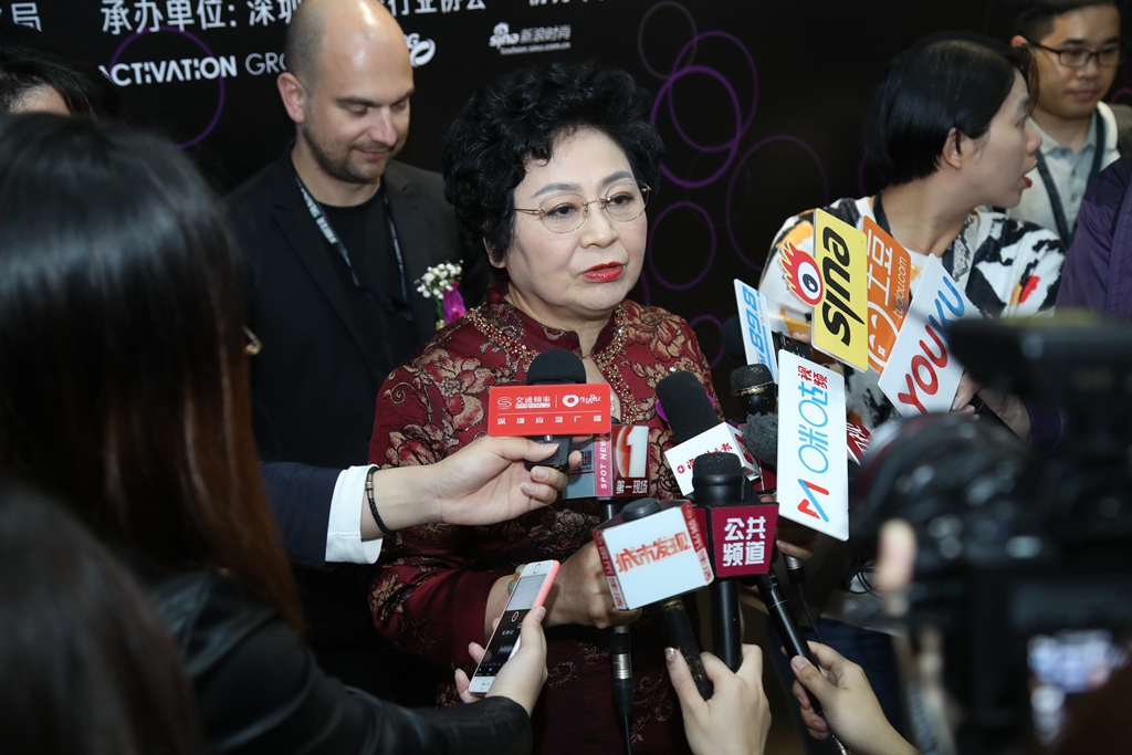 深圳时装周2021现场直播,深圳时装周惊艳全场