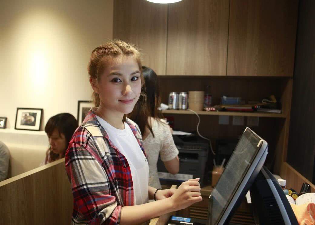 赌王千金真实情史,赌王千金情路坎坷