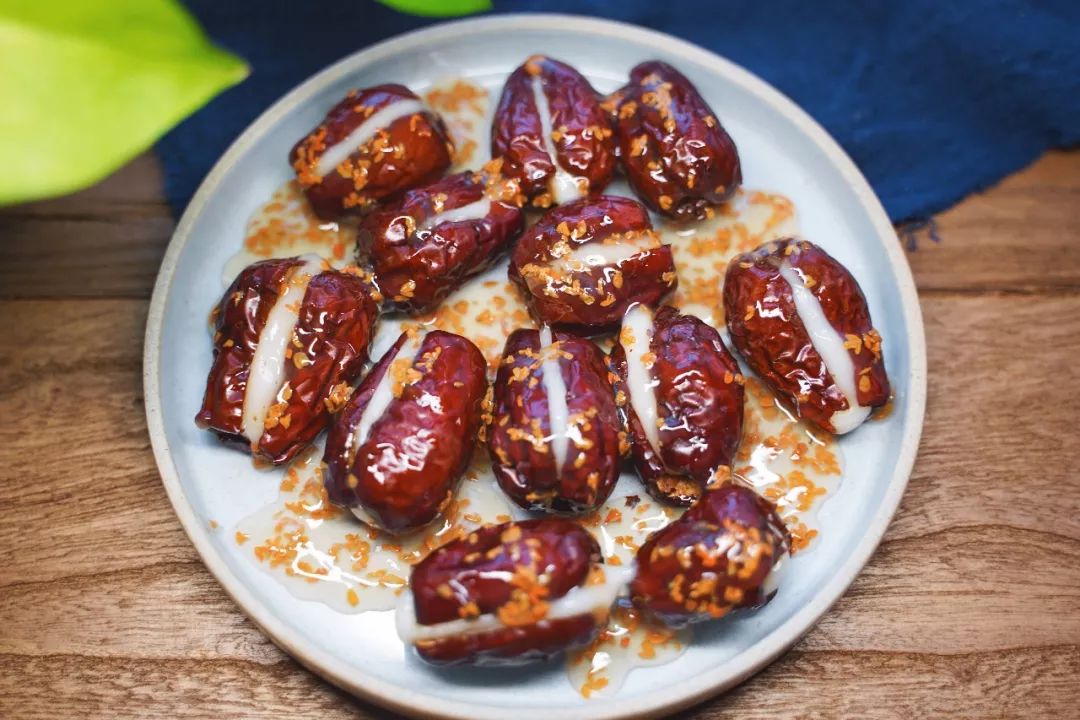 抹茶红豆红枣糯米糕做法,红枣糯米粉自制小甜品