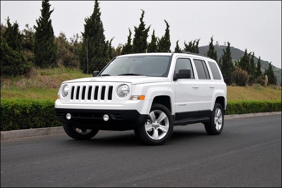 女生适合开的越野车有哪些,适合女生开的越野车有哪些推荐