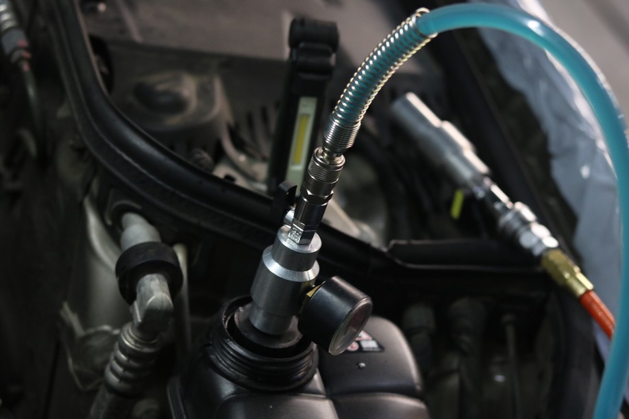 06年四眼奔驰e280多大排量,怪兽修车日记奔驰