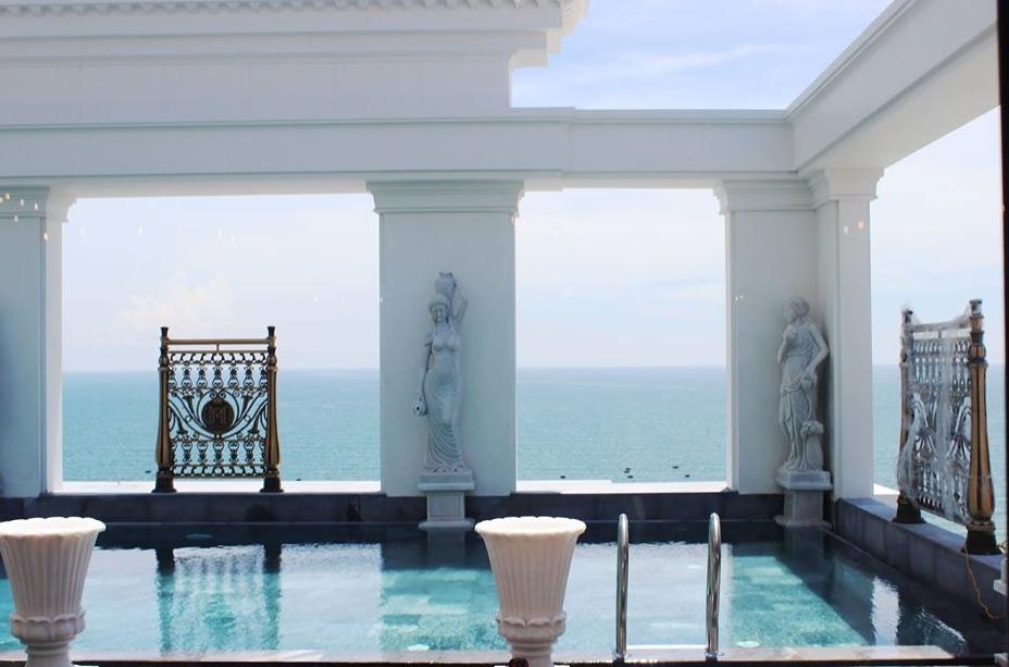 越南岘港海边三个字的酒店,越南旅游旅宿单人间