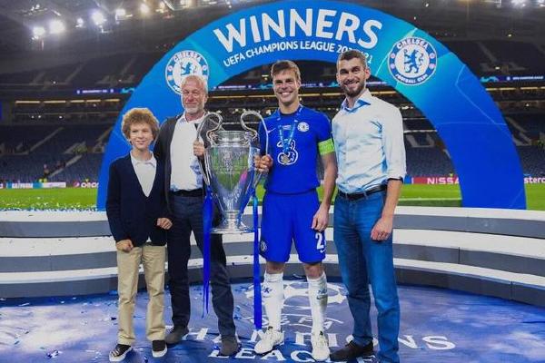 阿布的金元足球,铁血蓝军阿布圆梦欧冠