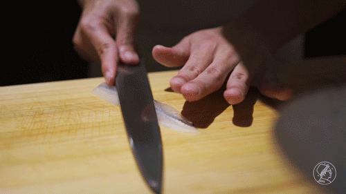 自带5cm长针，活成刺身界最费手功的鱼，不吃你吃谁？