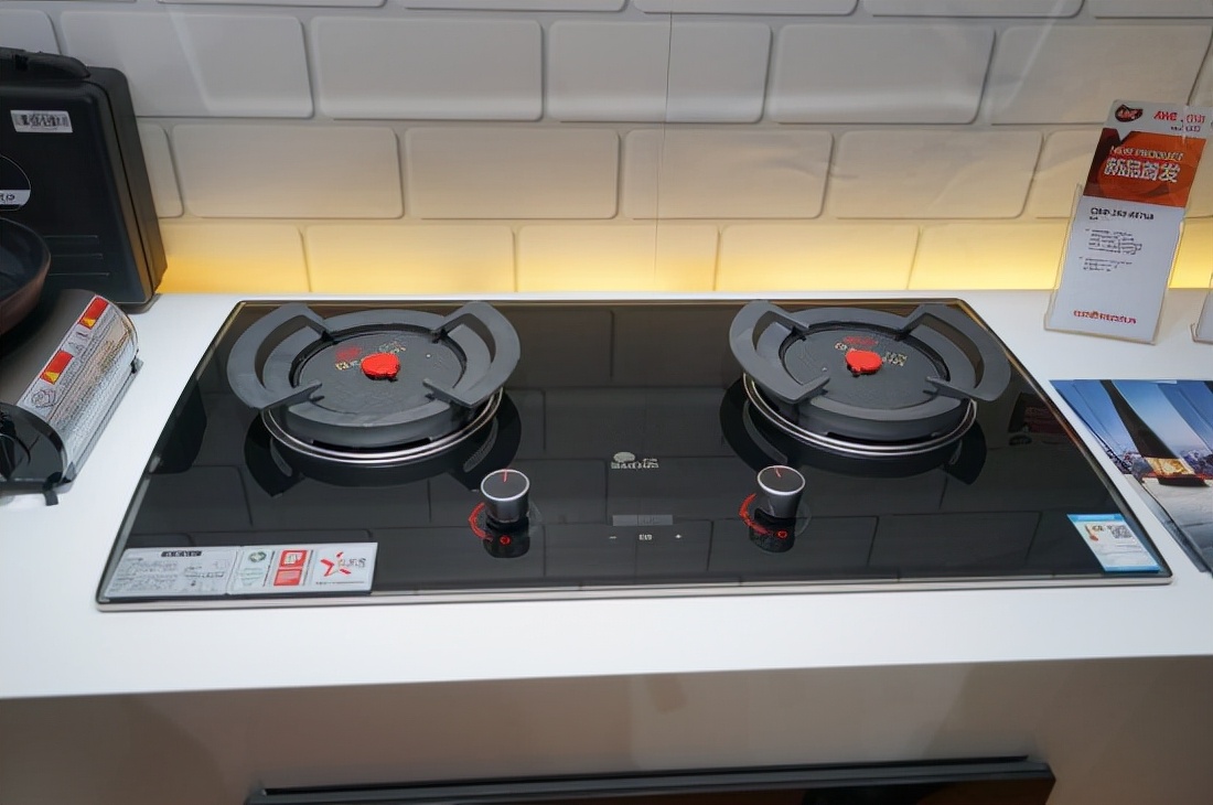 明明煤气灶有火可为什么点不着火,红外线燃气灶是否更省气