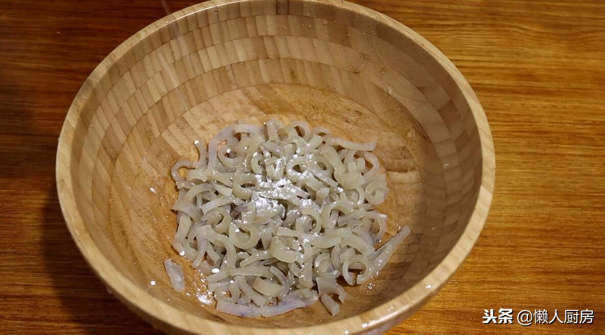 水晶皮冻的正确方法,水晶猪皮清冻的做法