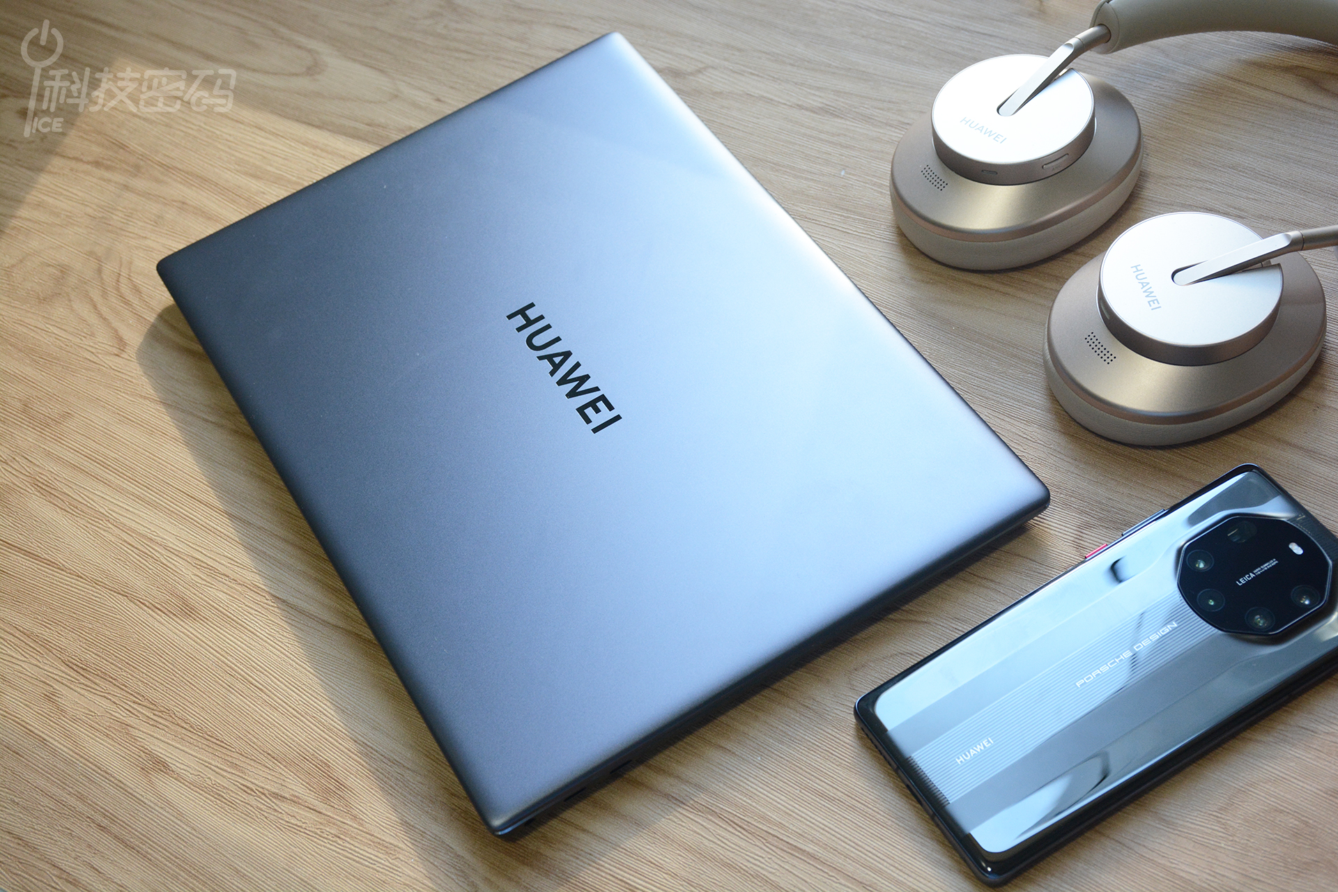 matebookxpro2022与2021区别,华为matebookxpro对比macbookpro