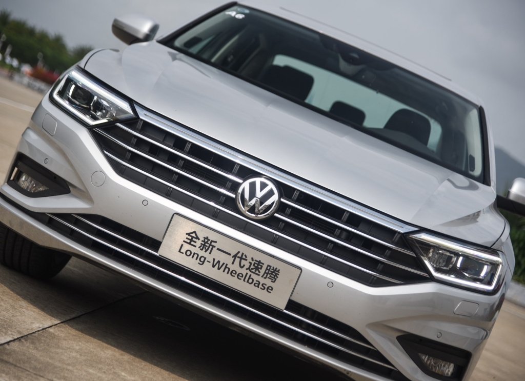 大众速腾怎么样车评,大众速腾很便宜有猫腻吗