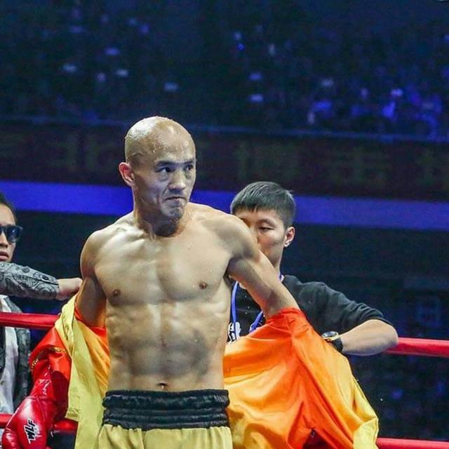 武僧一龙现在还能打吗,武僧一龙挑战李景亮对手的视频