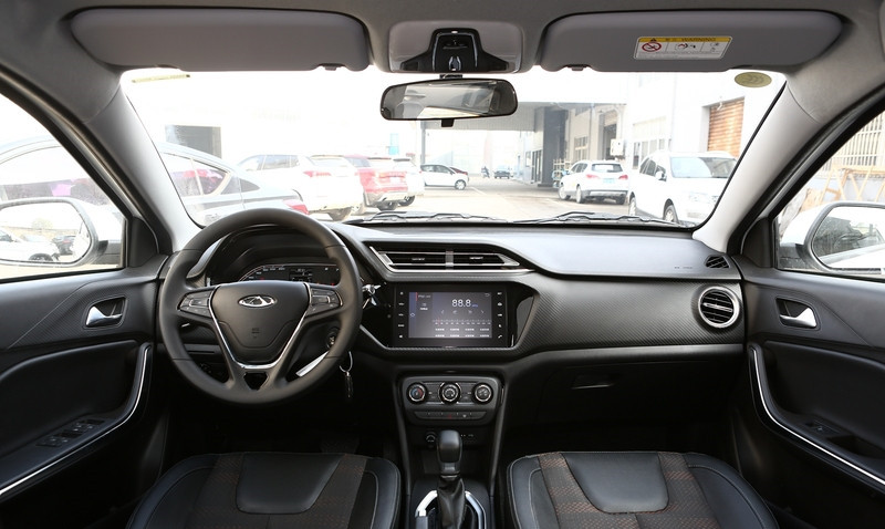 练手车最佳推荐新车自动落地7万,推荐几款3万内练手好车