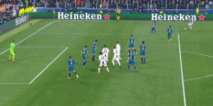 c罗霸气入场视频,c罗威武的视频