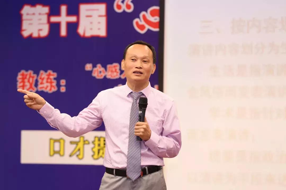 给你一个舞台秀出自己的精彩,给你一个展示自己的舞台