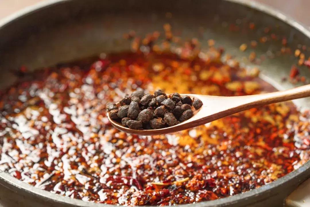 无敌下饭酱推荐,广式腊肠酱拌饭