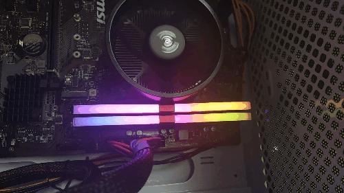 光威深渊电竞3200内存条,光威深渊内存用的什么颗粒