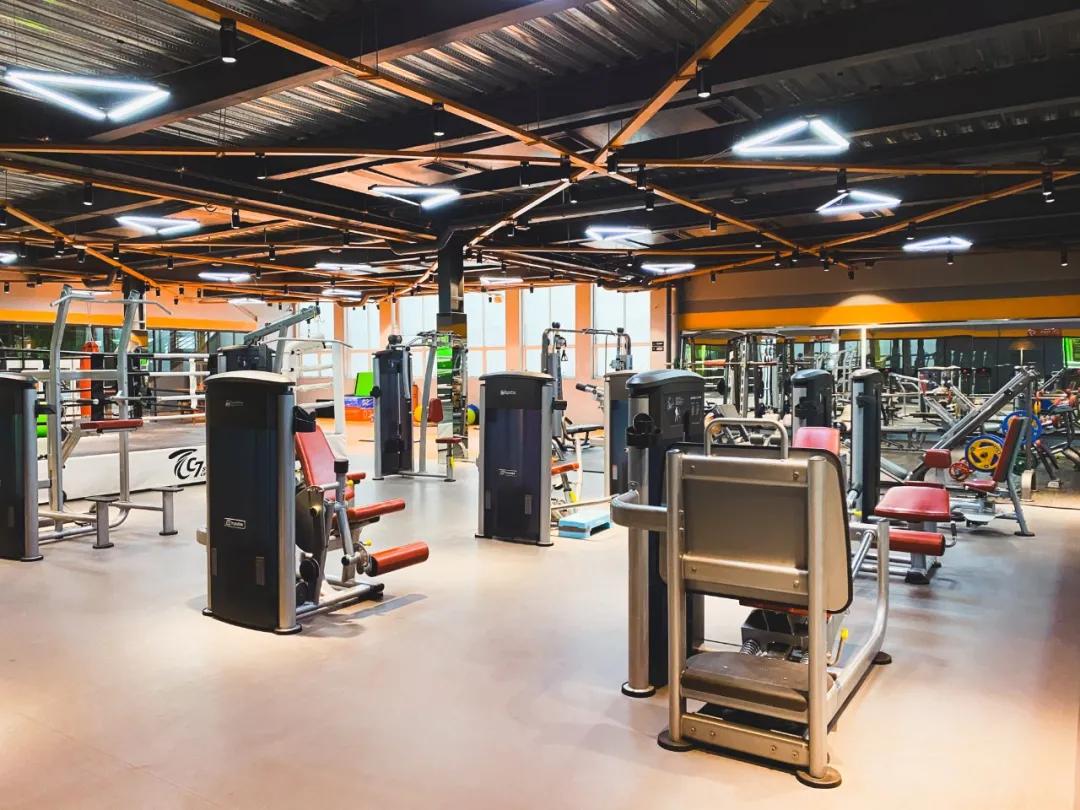 生命在于运动徒步探幽放松心情,亲子一站式运动中心探店