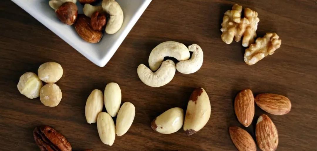 坚果吃得多了好不好,坚果吃多了是不是不容易饿