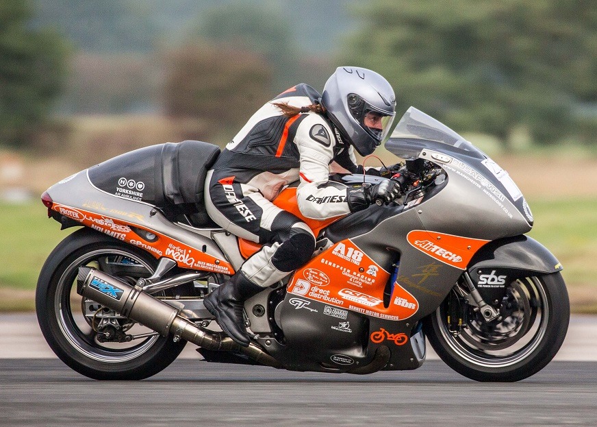 铃木隼极速400km,铃木隼高速飙车第一视角